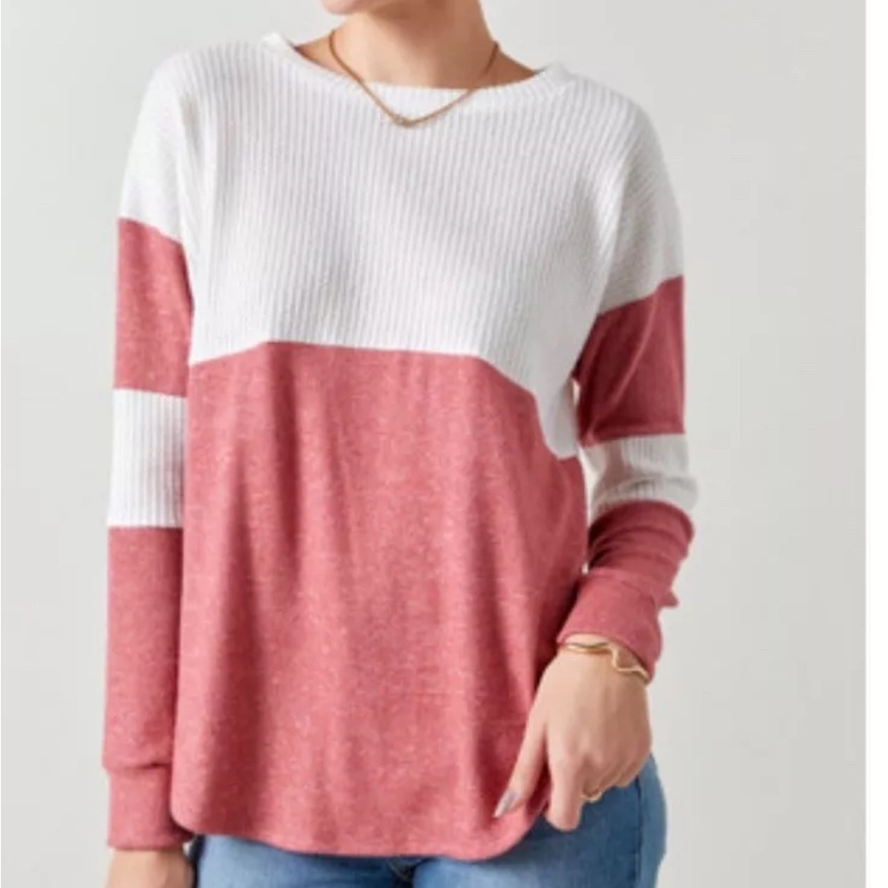Francesca’s Sloane Long Sleeve Waffle Knit Shirt- XL